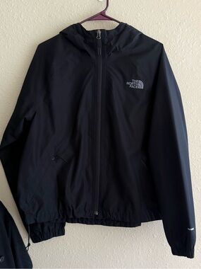 TNF Women’s Black Hooded DryVent Jacket